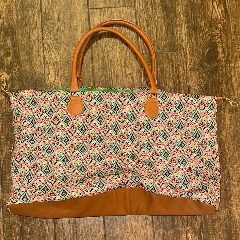 Patterned Weekender Bag Travel Duffle Tote Brown faux Leather Handles
